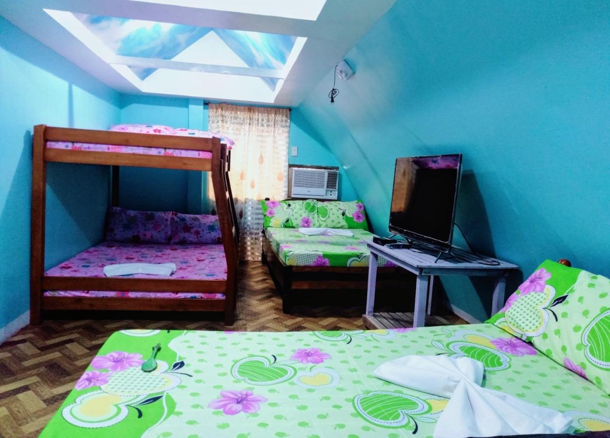 Blue Lagoon Inn And Restaurant, Pagudpud Mabubua 外观 照片