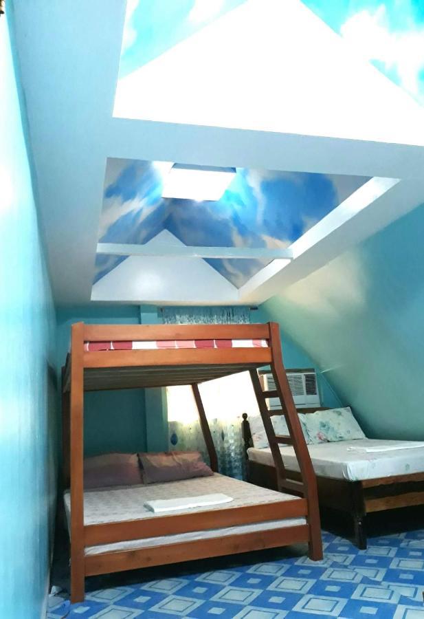Blue Lagoon Inn And Restaurant, Pagudpud Mabubua 外观 照片