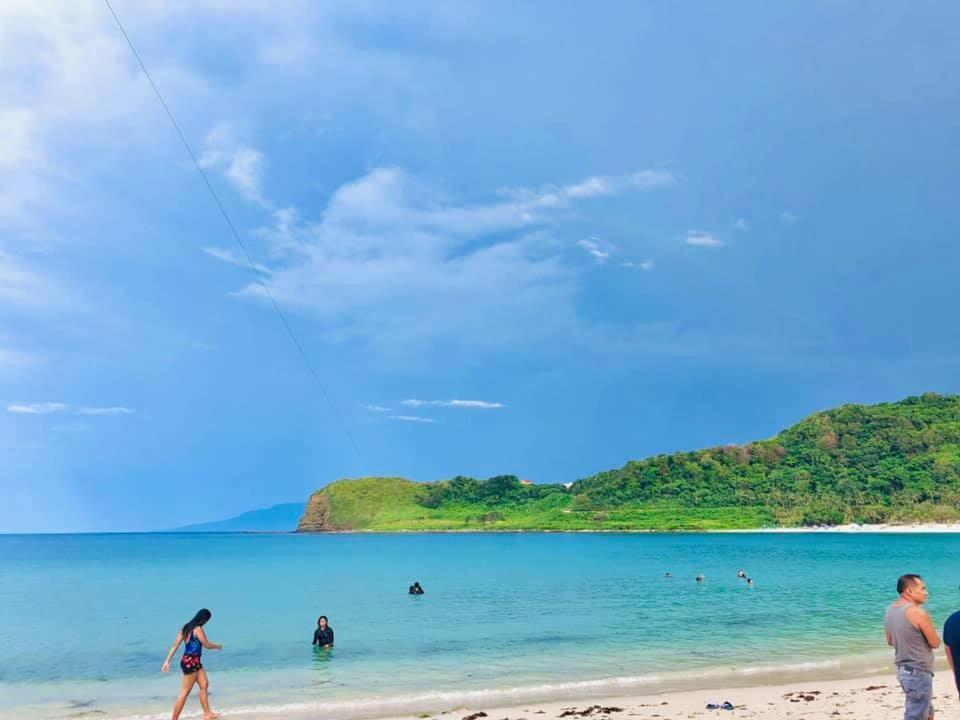 Blue Lagoon Inn And Restaurant, Pagudpud Mabubua 外观 照片